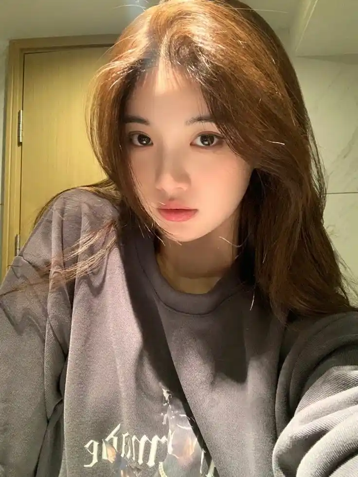 aesthetic-korean-girl-dp-images aesthetic-korean-girl-dp-images