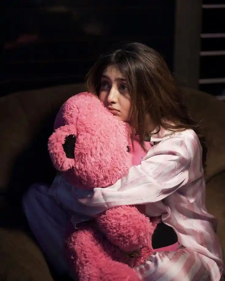 alone-sad-girl-dp alone-sad-girl-dp