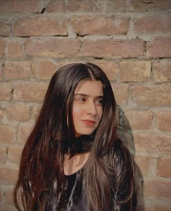 beautiful-girls-dp-for-whatsapp beautiful-girls-dp-for-whatsapp