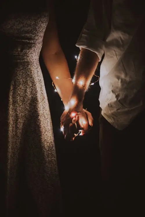 cute-couple-dp cute-couple-dp
