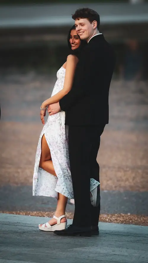 cute-couple-dp cute-couple-dp
