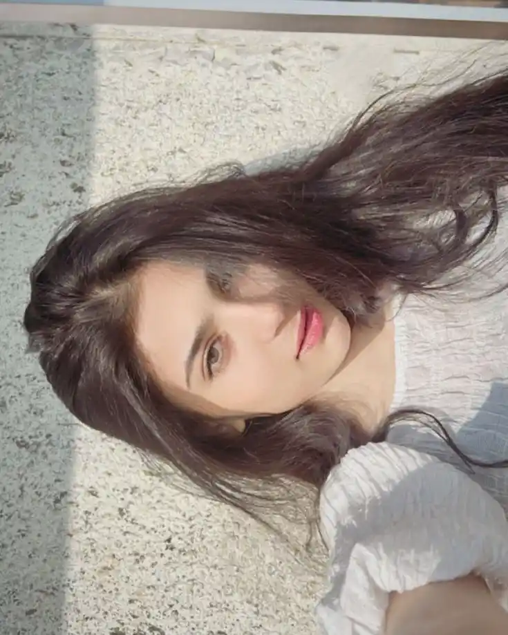 cute-girl-dp-instagram-whatsapp cute-girl-dp-instagram-whatsapp