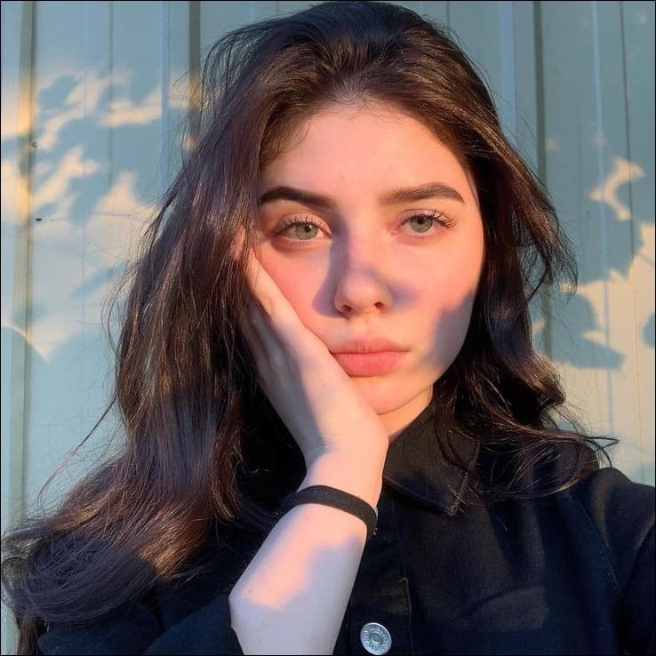 cute-girl-pic cute-girl-pic