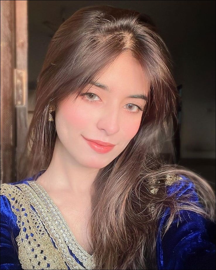 cute-girl-pic cute-girl-pic