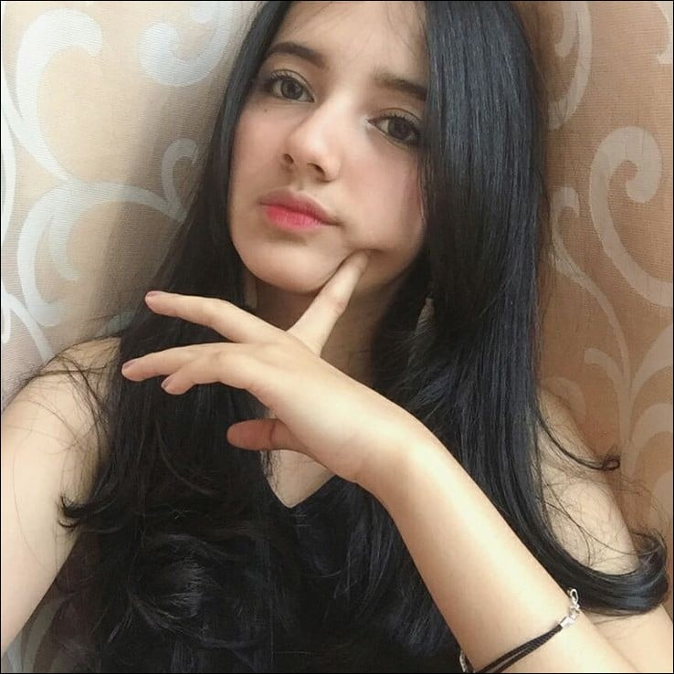 cute-girl-pic cute-girl-pic