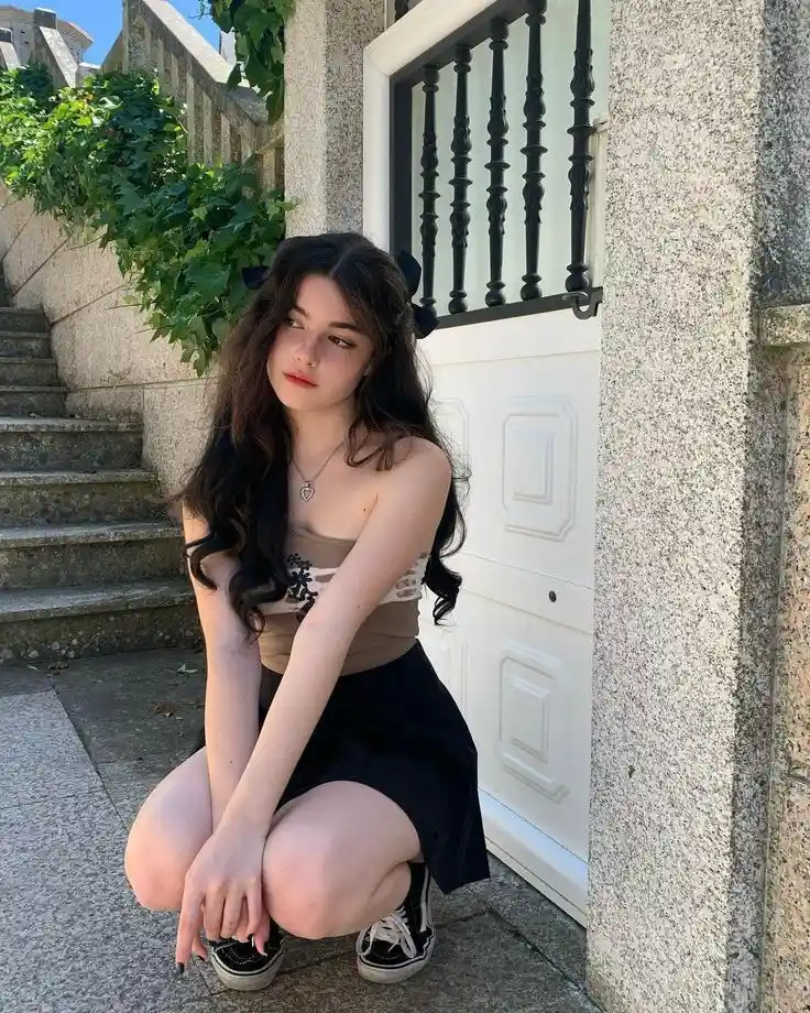 girl-photo-dp-instagram girl-photo-dp-instagram