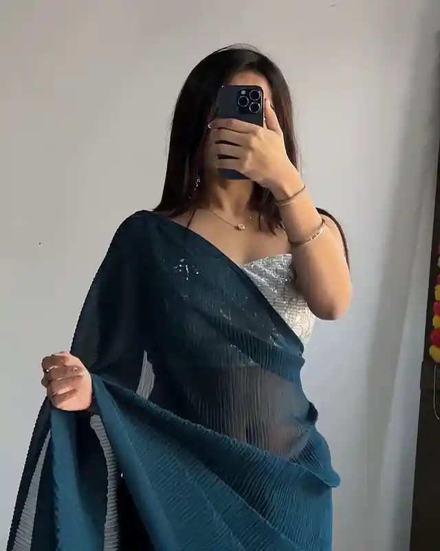girl-photo-dp-instagram girl-photo-dp-instagram