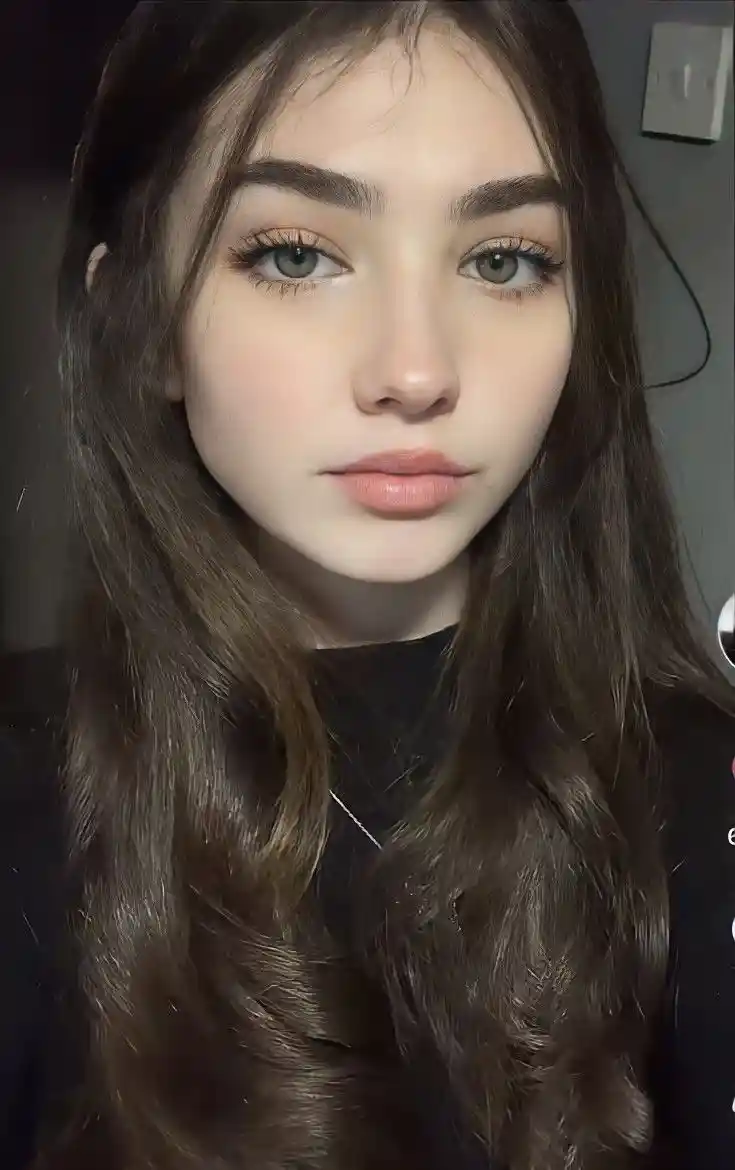 girl-photo girl-photo