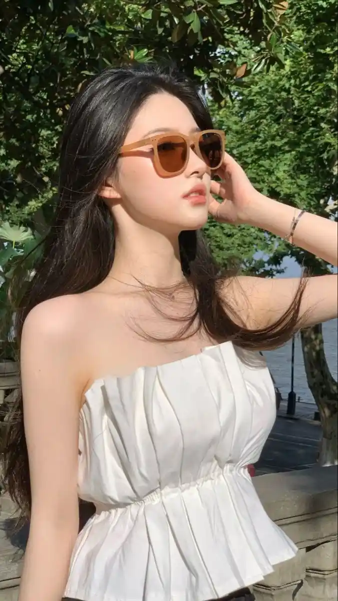 korean-girl-dp korean-girl-dp