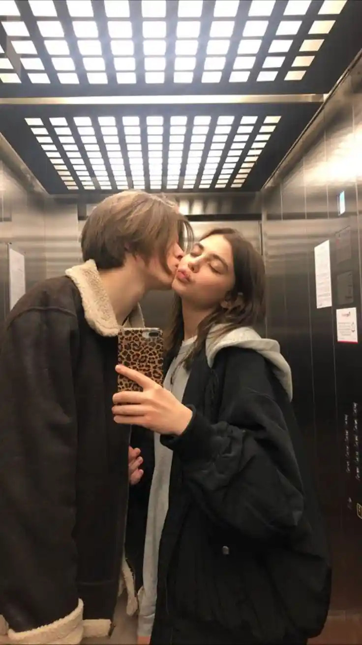 love-dp-for-whatsapp love-dp-for-whatsapp