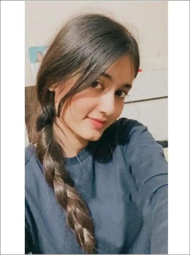 stylish-girls-dp-images stylish-girls-dp-images