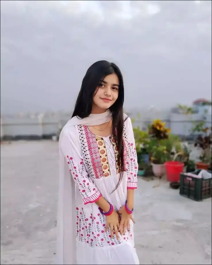 stylish-girls-dp-images stylish-girls-dp-images