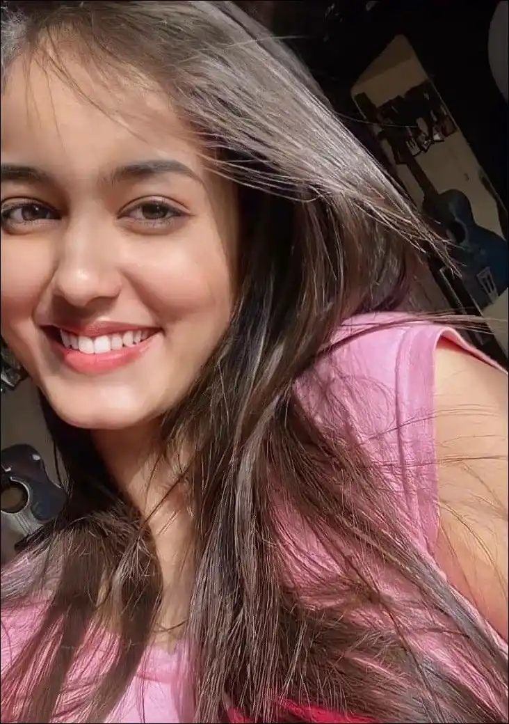 stylish-girls-dp-images stylish-girls-dp-images
