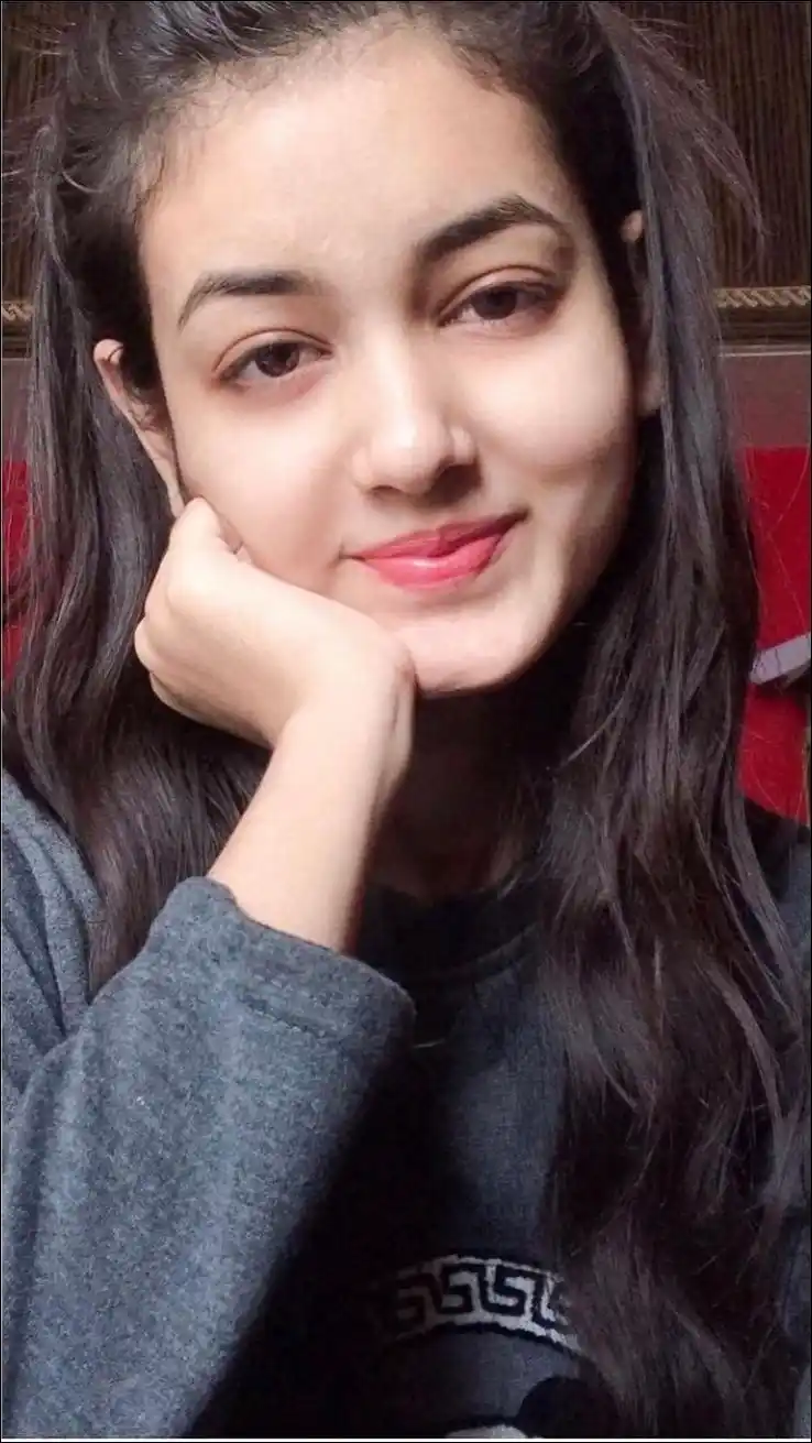 stylish-girls-dp-images stylish-girls-dp-images